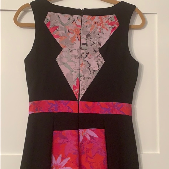 Perfect Spring Dress - Picture 6 of 7